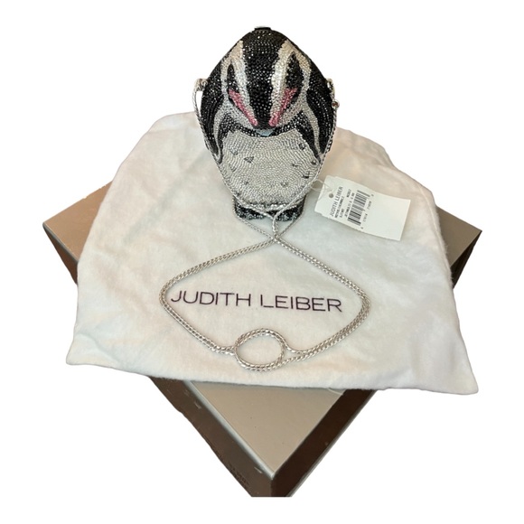 NWT Judith Leiber Swarovski Crystal Penguin Purse - Picture 2 of 10
